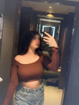 Escorts Mehar Oberoi Aaliya