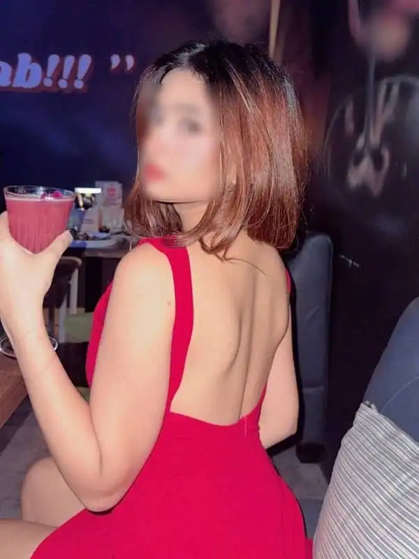 Alina Escorts