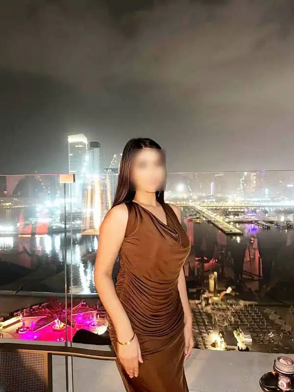 Alina Escorts
