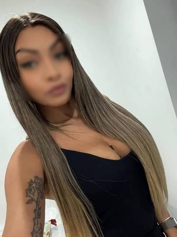 Kassy Escorts