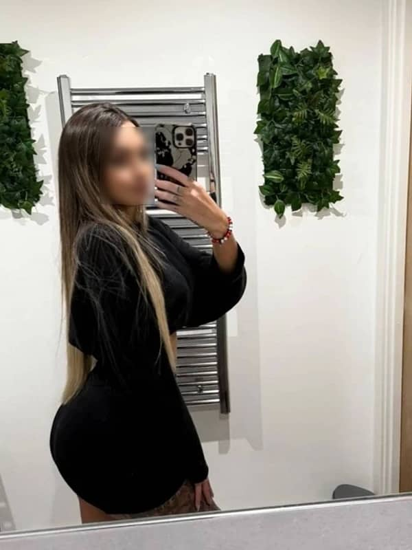Kassy Escorts