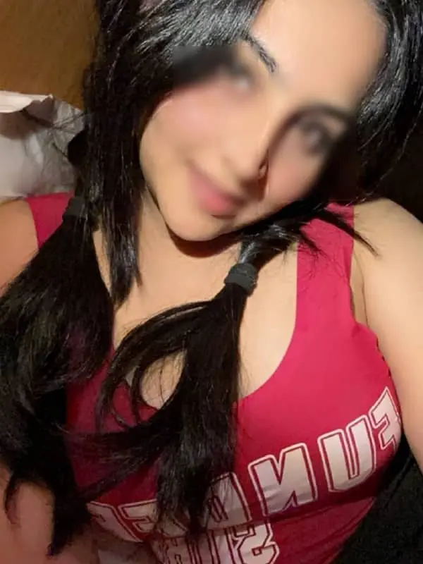 Escorts Mehar Oberoi Meera